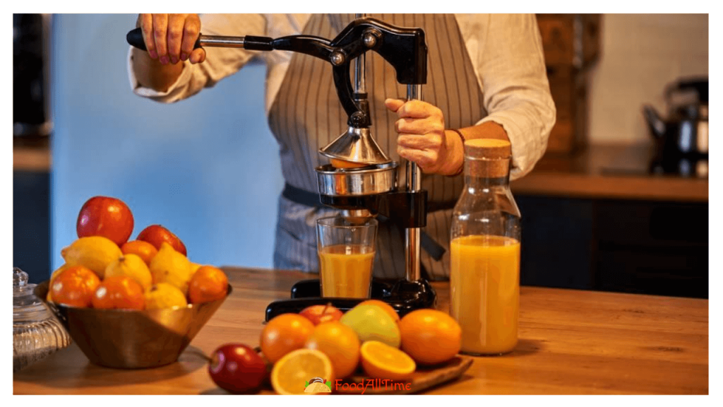 Top Five Best Manual Juicers For 2020.png